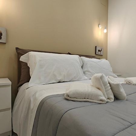 Il Borgo Di Formide,Wi-Fi,Parking,Vicino Ortigia Apartman Szirakúza Kültér fotó